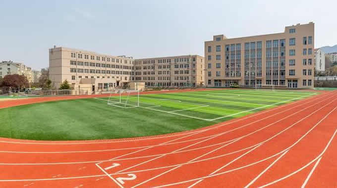 
郑州私立高中各校中招录取分数线一览表
