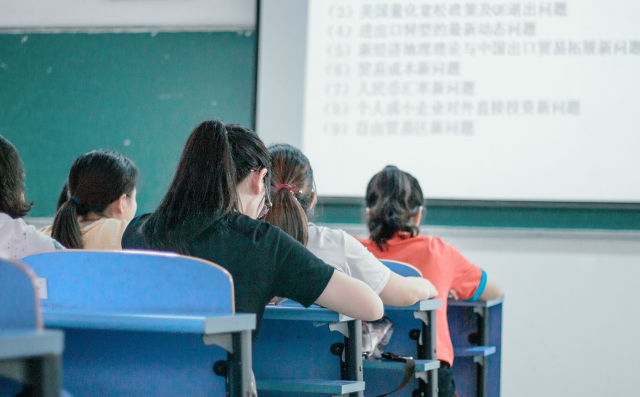 需了解各大学同一专业选考科目的不同(同一大学不同专业录取规则)