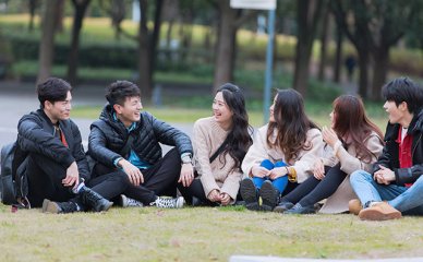 教师节是几月几日教师节送女教师什么礼物好(教师节送什么礼物给女老师)