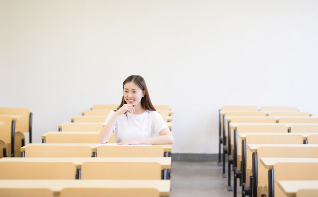 女孩学什么乐器好最适合女孩学的有气质的乐器(女孩子学什么乐器比较有气质)