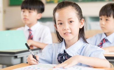 中央财经大学国际本科2＋2怎么样(中央财经大学国际本科2+2留学费用是多少)