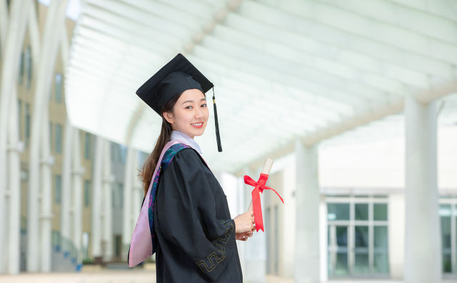 函授毕业没有学位证能补救吗(函授本科不拿学位证书,这毕业证还有用吗)