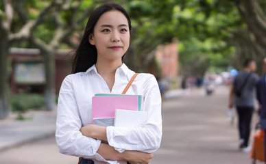 古筝要多久才能学会(为什么不建议女生弹古筝)