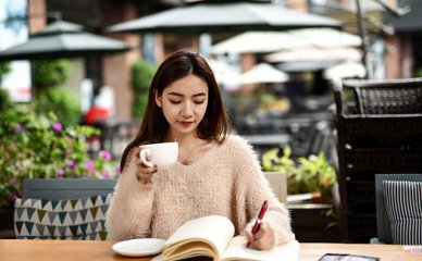 成人大专有学历要求吗(成人大专有学历要求吗女生)