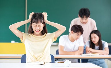 我进了私立学校很后悔要不要让孩子进私立学校