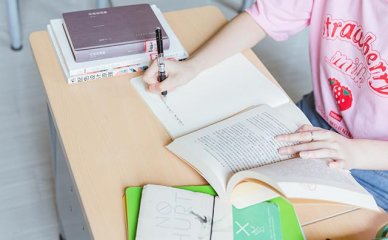 女生都喜欢什么类型的礼物呢(女生喜欢哪种礼物)