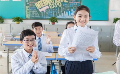 如何选择高铁学校(高铁学校好不好择业)