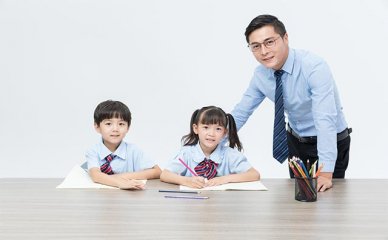 中小学生寒假该怎么安排学习(中小学生如何安排好假期)