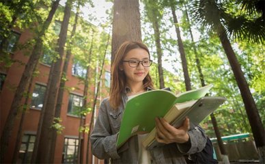 出国留学有什么不一样(留学和高考如何选择)