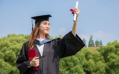 高考小语种哪门更好学一点(小语种高考和普通高考有什么区别)