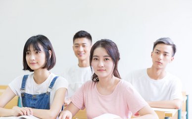 洛阳学做蛋糕培训班多少钱(学糕点蛋糕烘焙学费多少)